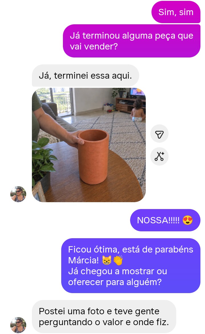 Conversa no Instagram com Márcia Cristina mostrando uma peça pronta